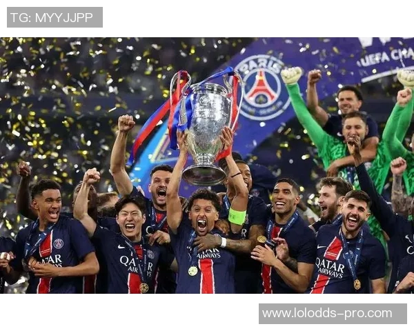 意甲激战巴黎圣日耳曼逆转曼联上演惊心动魄的三球大战与十大精彩进球回顾