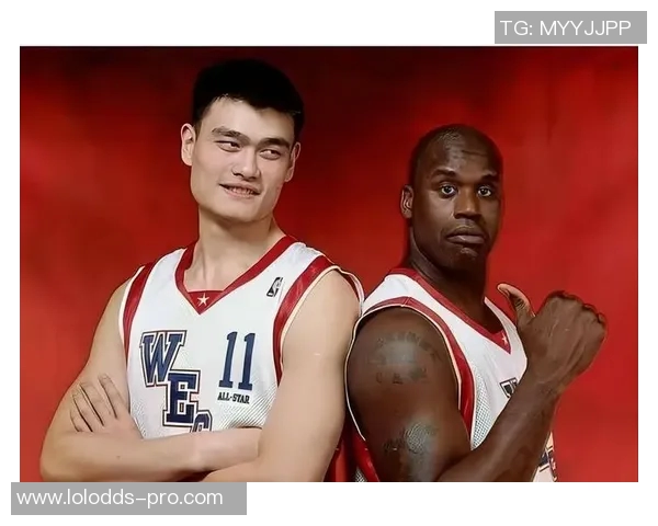 姚明在关键时刻发球绝杀震撼全场引发球迷热烈讨论与回忆