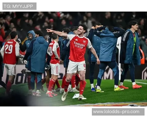 阿森纳逆转里昂精彩战役国王杯补时进球引发全场狂欢