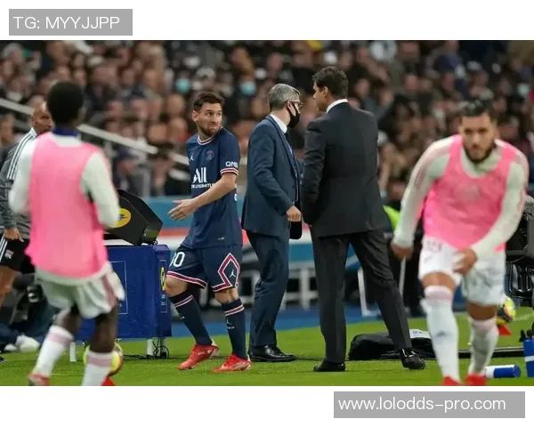 国王杯激战巴黎圣日耳曼小胜里昂神扑成焦点引发转会热议