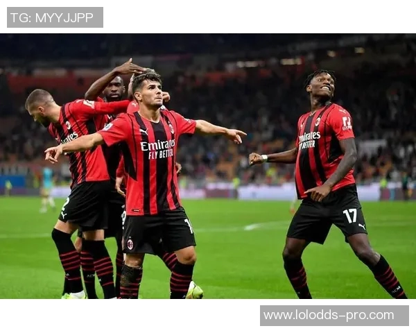 英超激战：那不勒斯与AC米兰握手言和战术分析引发热议