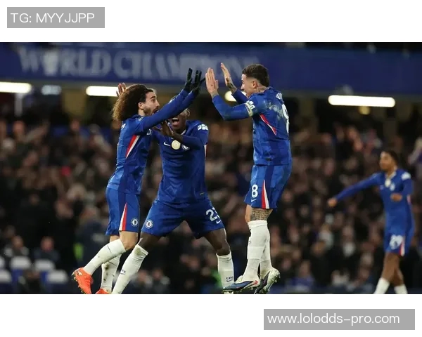 西甲激战：那不勒斯逆转切尔西上演惊天大逆转全场沸腾