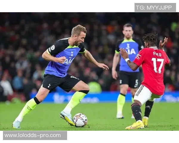 足总杯激战莱比锡与AC米兰互交白卷精彩扑救引发全场热烈反响