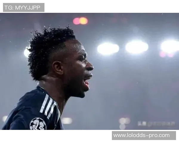 欧联杯惊天逆转本菲卡狂胜皇马6比2乌龙球成全场焦点