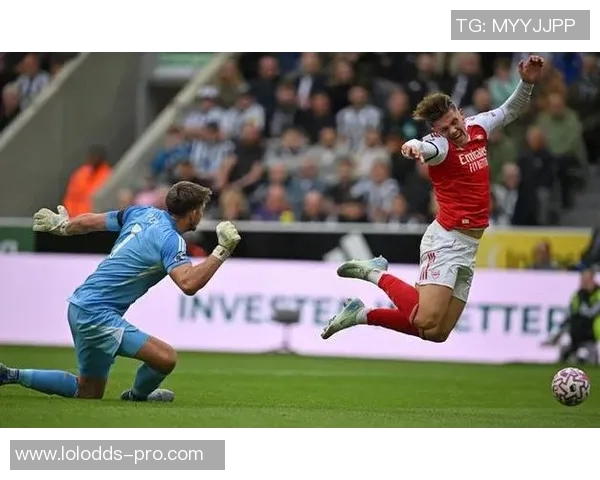 意甲激战阿森纳狂胜皇马五球绝杀引发争议判罚全场沸腾 意甲激战阿森纳狂胜皇马五球绝杀引发争议判罚全场沸腾