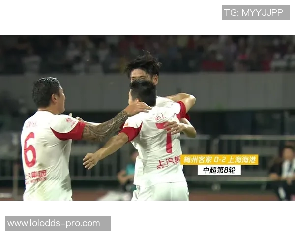 中超精彩对决尤文图斯小胜莱比锡帽子戏法引爆全场激情